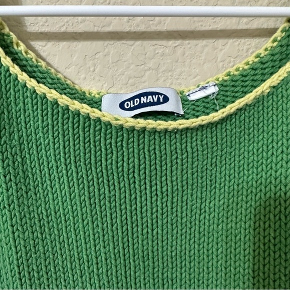 Old Navy Tank Top Sweater Knit Green Yellow Trim Scoop Neck Comfy Trendy - Picture 2 of 4